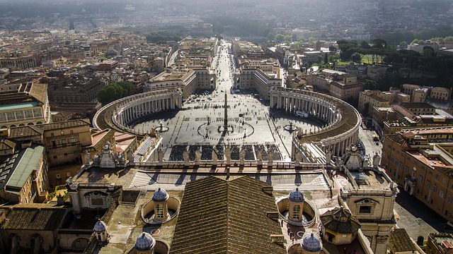 Vatikánska Katedrála.jpg